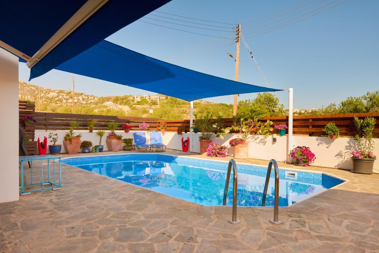Villanelle Bed & Breakfast Welcomes Dog Lovers Only Tala Buitenkant foto