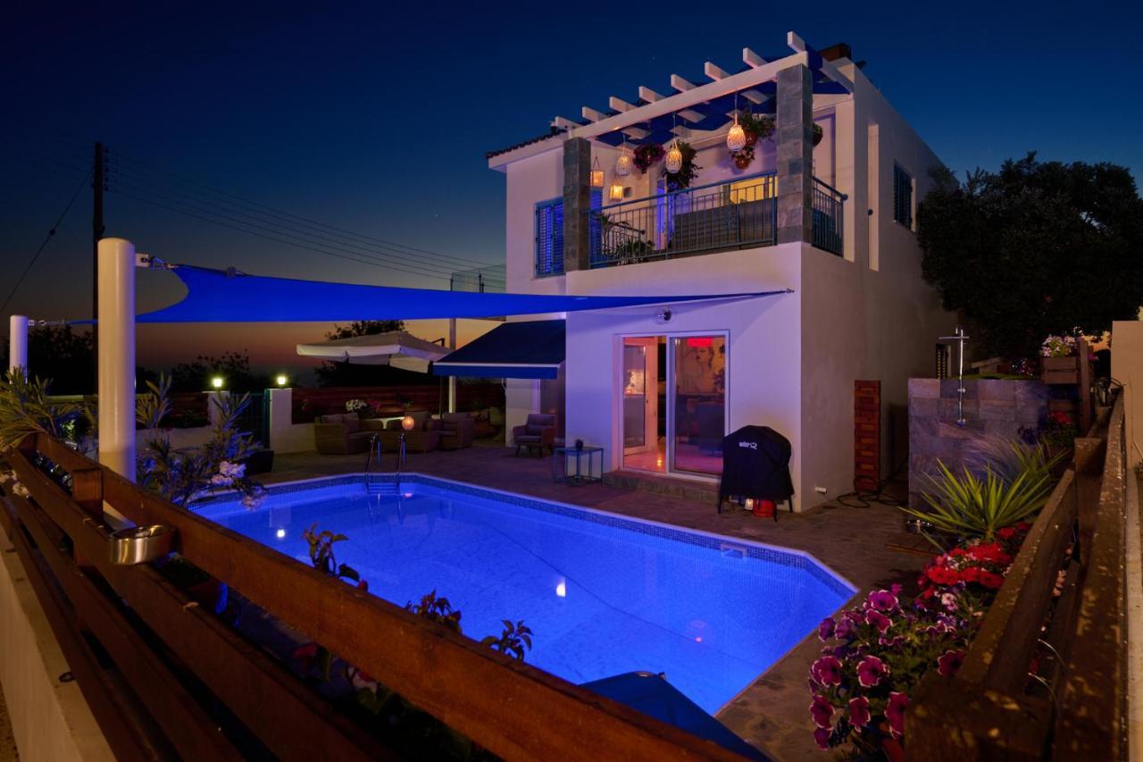 Villanelle Bed & Breakfast Welcomes Dog Lovers Only Tala Buitenkant foto