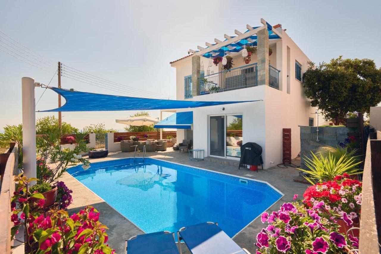 Villanelle Bed & Breakfast Welcomes Dog Lovers Only Tala Buitenkant foto